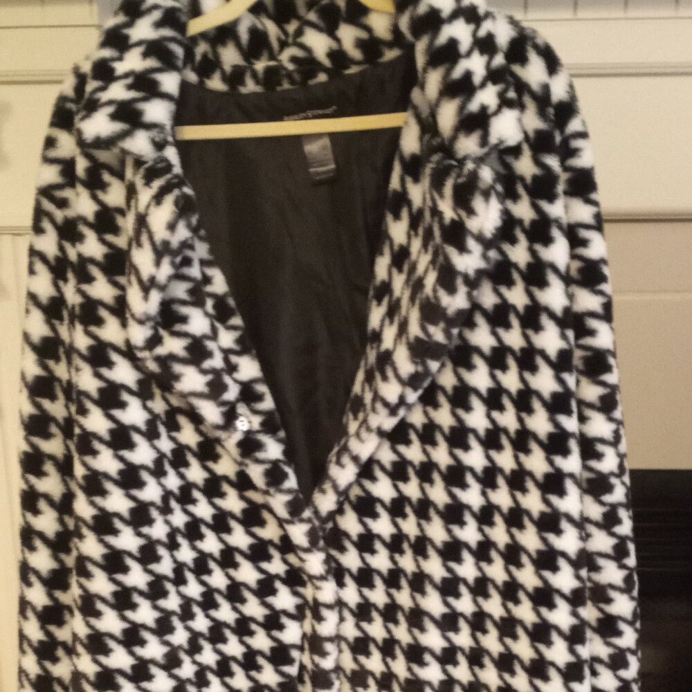 Faux Fur Houndtooth Coat $45